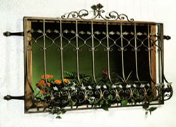 металлические решетки на окна в мурманске